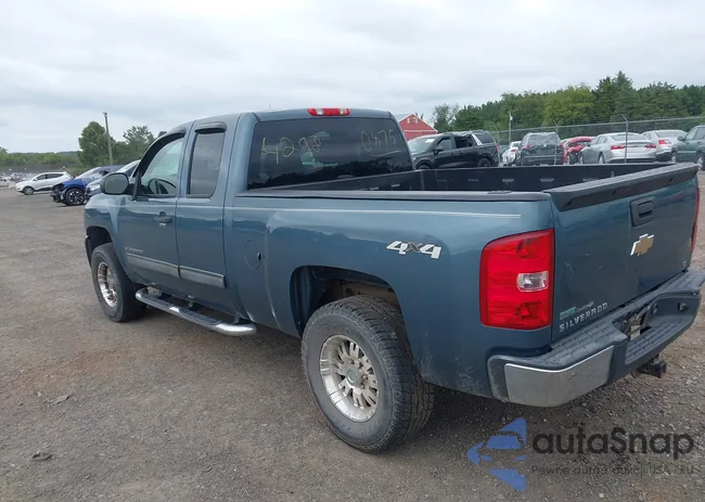 1GCRKSE30BZ143996: 42980875