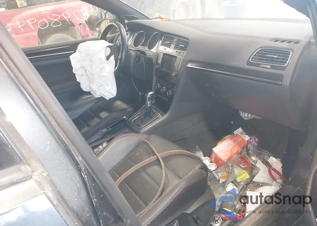 3VW447AU7FM090413: 42980943