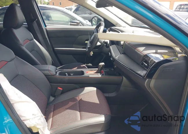 3N8AP6DAXSL400924: 42980947