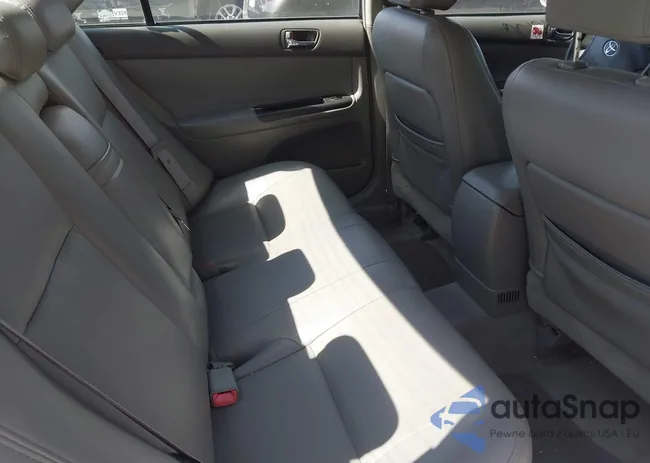 4T1BE32K26U742942: 42980136