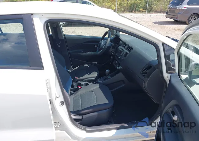 KNADM4A31E6369165: 42980160