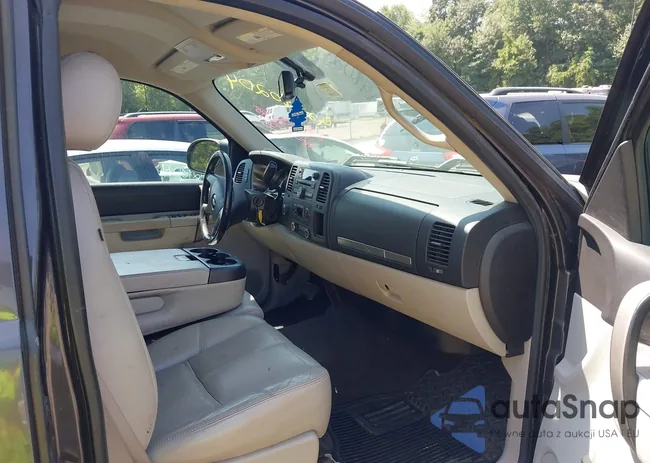 1GCRKSE33BZ333761: 42980204