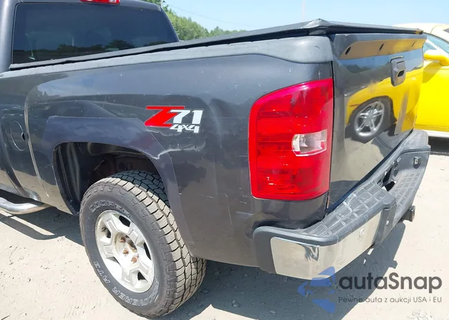 1GCRKSE33BZ333761: 42980204