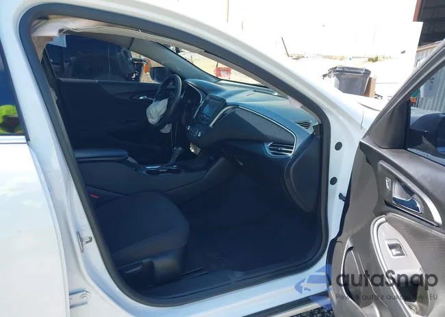 1G1ZC5ST4HF210413: 42981642