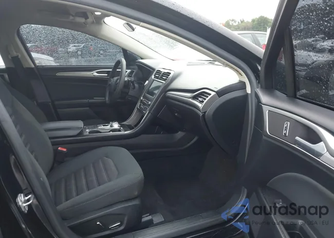 3FA6P0HD3JR258744: 42981773