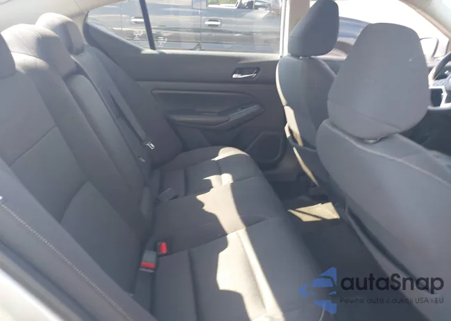 1N4BL4BVXKC104227: 42981853