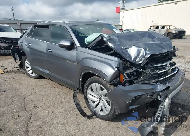 1V2JE2CA3MC207619: 42981859