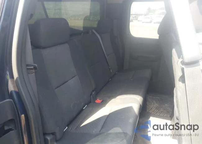 1GCSKSE34AZ292606: 42981888