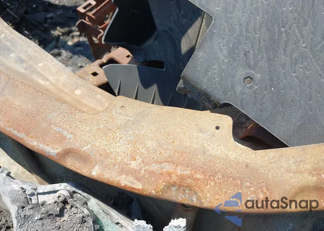 1G1ZD5ST2NF202027: 42981079