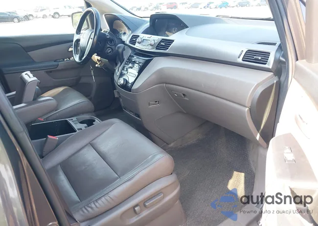 5FNRL5H61DB081084: 42981329