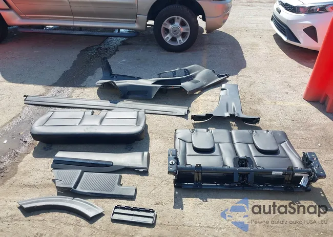 1FM5K8GC2PGA19421: 42982557