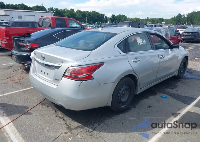 1N4AL3AP1EC190153: 42982624