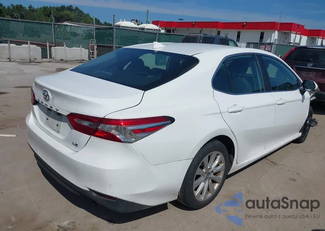 4T1B11HK8KU786252: 42982643