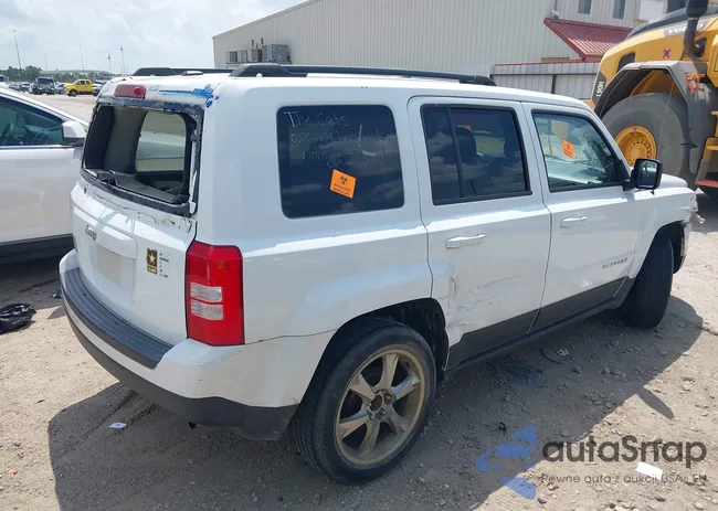 1C4NJPBAXHD145360: 42982753