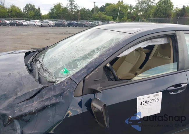 2T1BURHE9HC778820: 42982796