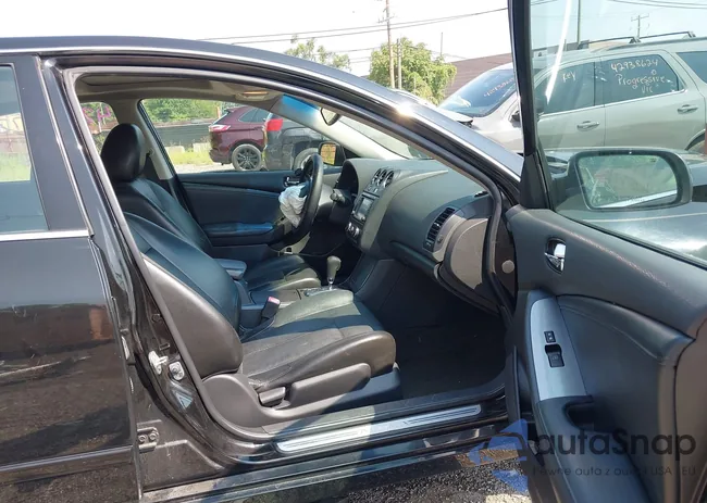 1N4BL2AP7CN410816: 42981972