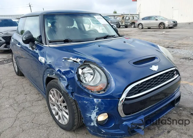 WMWXM7C54ET731648: 42982044