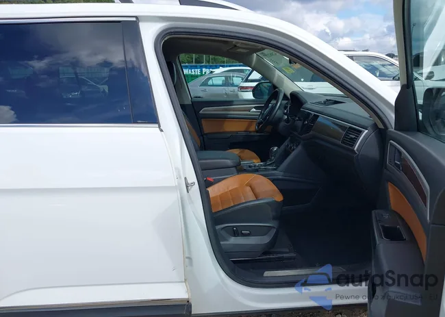 1V2NR2CA6KC533045: 42982117