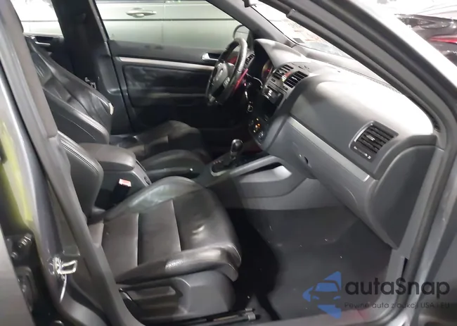 3VWXJ71K37M095629: 42982192