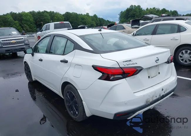 3N1CN8DV1LL900774: 42982300