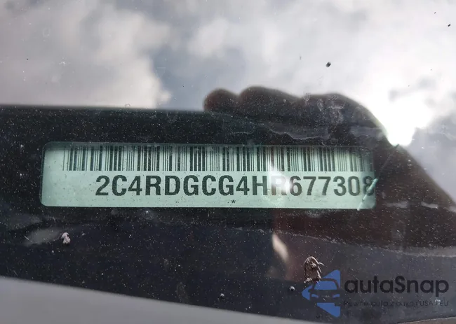 2C4RDGCG4HR677308: 42983478