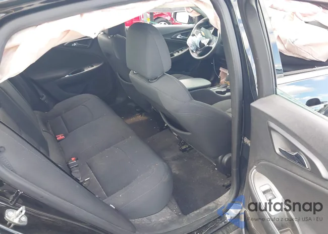 1G1ZB5ST5HF105334: 42983591