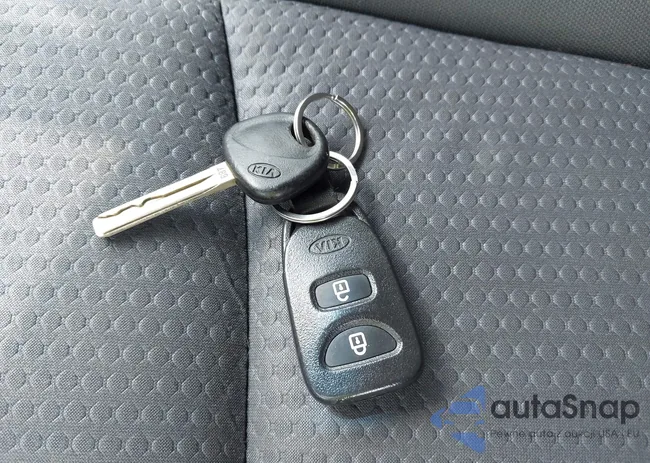 5XYKT3A67CG229083: 42983873