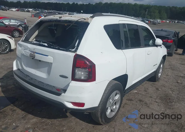 1C4NJCEAXGD735822: 42984360