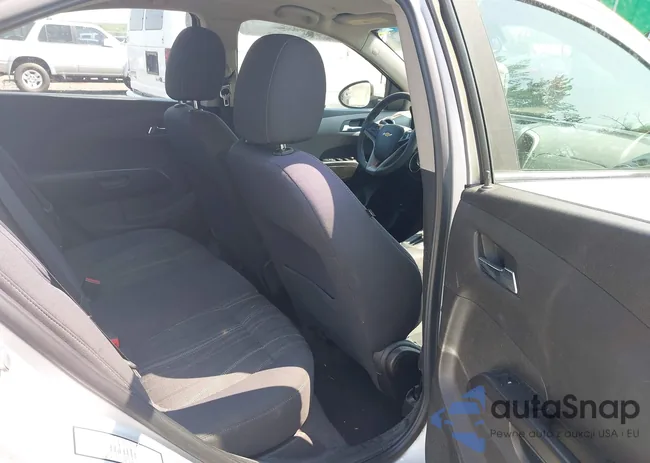 1G1JC5SH9D4183322: 42984893