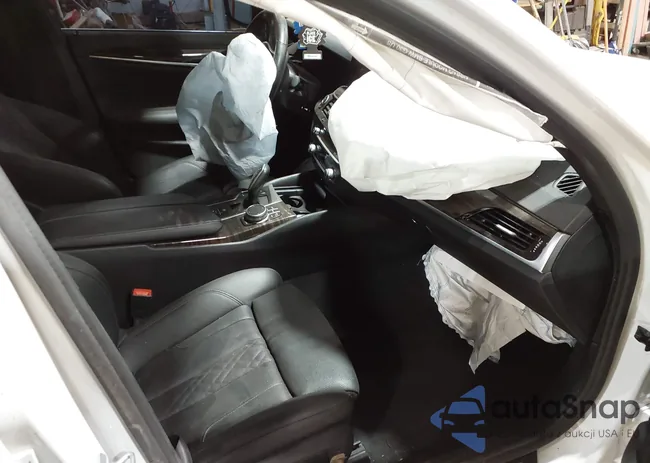 WBA13BJ03MCF62890: 42984916