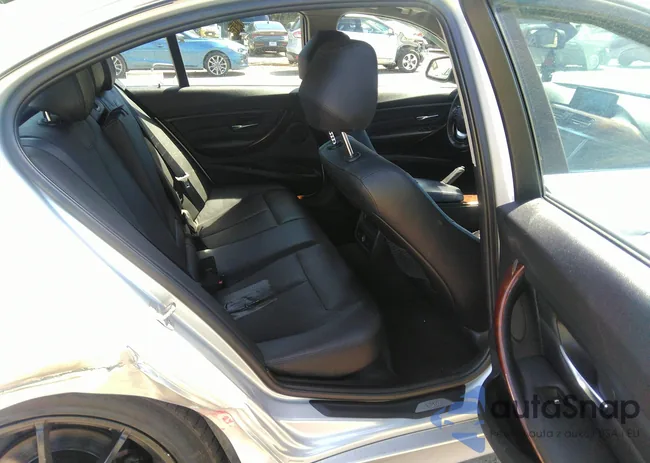 WBA3B3C59DF535165: 42984005