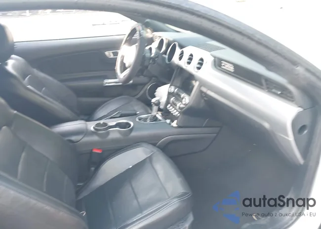 1FA6P8TH7L5118825: 42985356