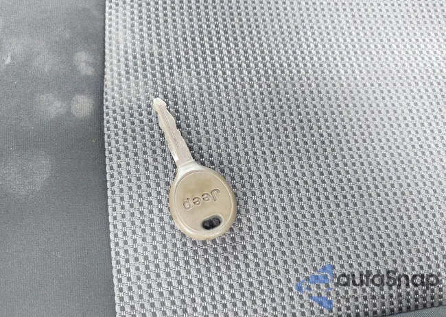 1C4NJDBB5ED897728: 42985502