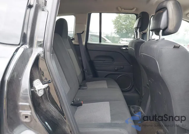 1C4NJDBB5ED897728: 42985502