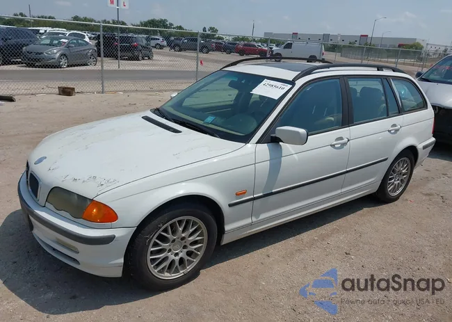 WBAAR3348YJM01888: 42985610