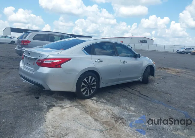 1N4AL3AP5HC268339: 42985699