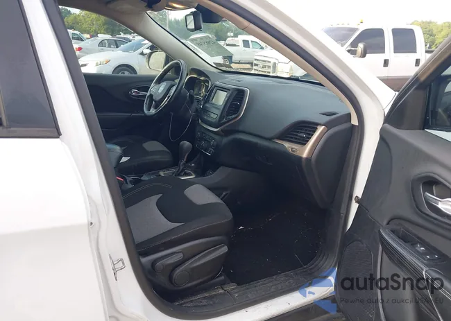 1C4PJMAB9EW141544: 42985748