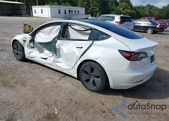 5YJ3E1EBXMF983369: 42985928