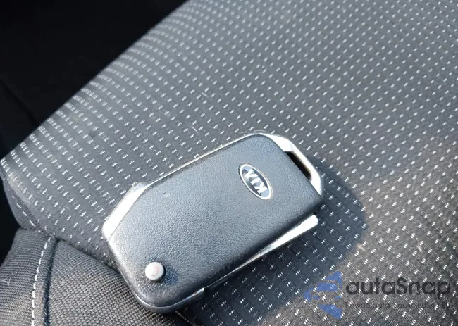 3KPF24AD7LE255771: 42986498