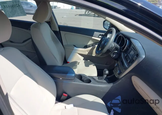 5XXGM4A77EG301828: 42986618