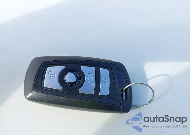 WBAFU7C55CDU62868: 42986644