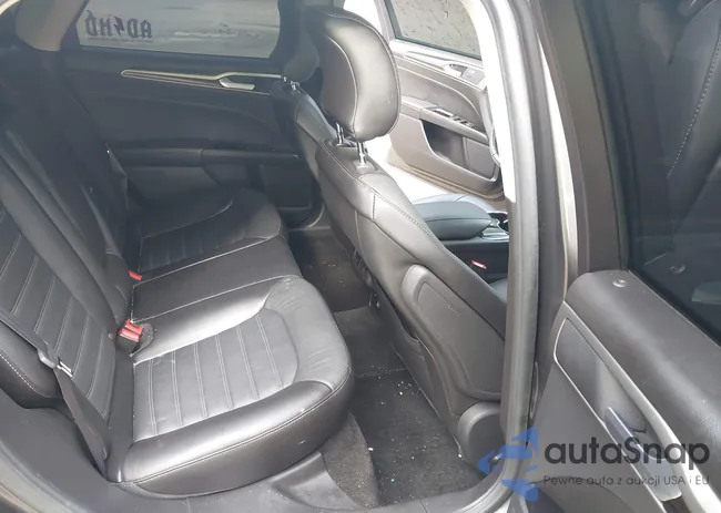 3FA6P0HDXGR141817: 42986779