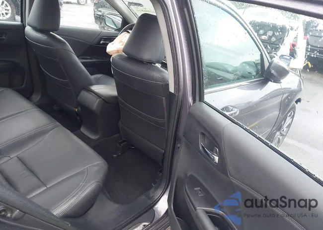 1HGCR2F51FA207325: 42986816