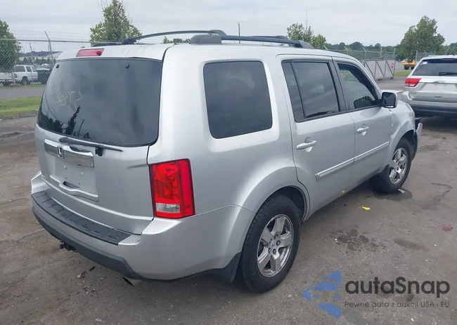 5FNYF4H61BB021879: 42986853