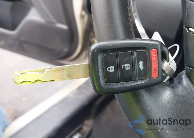 1HGCR2F57FA146773: 42986880