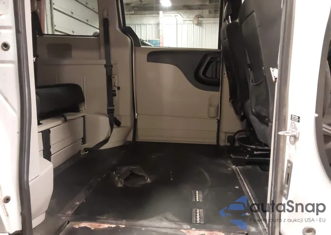 2C4RDGCG3GR372347: 42986301