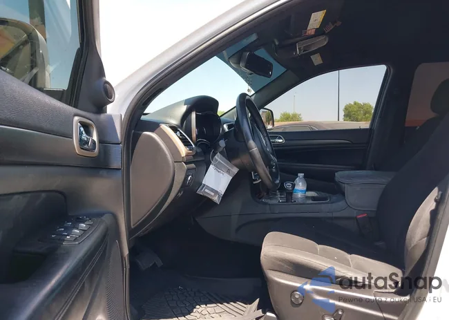 1C4RJFAG8FC851747: 42986315