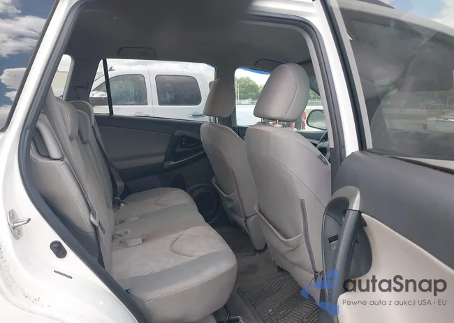 2T3ZF4DV4AW045247: 42986345