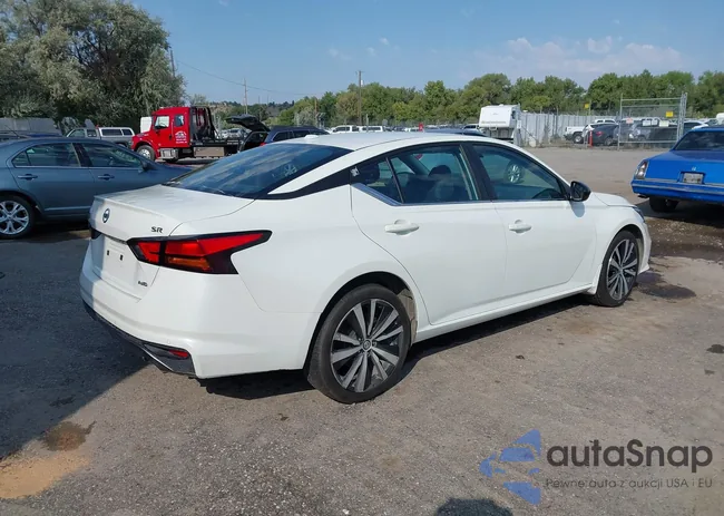 1N4BL4CW8NN423108: 42987408