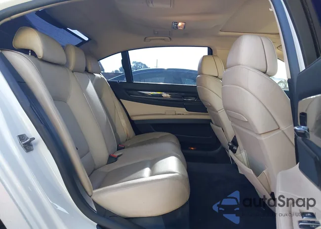 WBAKB4C54BC574990: 42987441